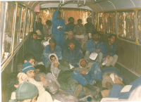 انتقال مجروح با اتوبوس آمبولانس