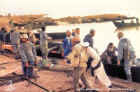 حمل مجروح با قایق