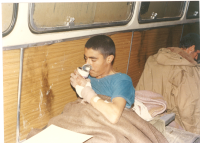 انتقال مجروح با اتوبوس آمبولانس